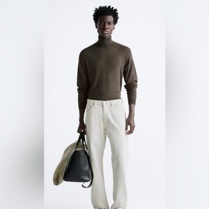 ZARA VISCOSE BLEND SWEATER. SIZE LARGE